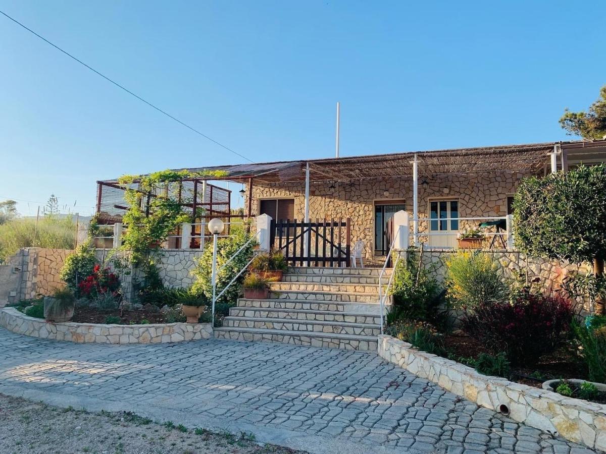Bed and Breakfast Mare Chiaro Torre Vado Esterno foto
