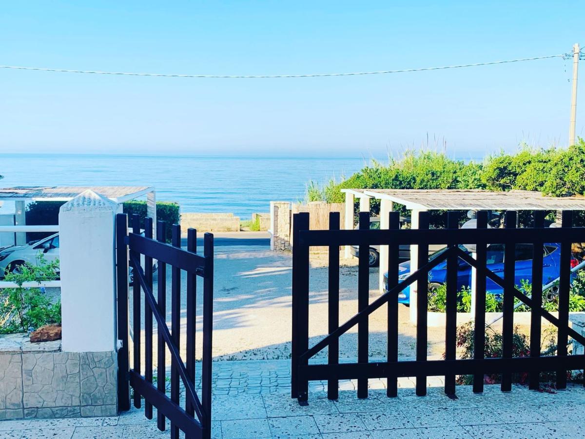Bed and Breakfast Mare Chiaro Torre Vado Esterno foto